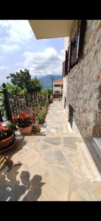 Panos Luxury Suites Kalambaka Exterior photo